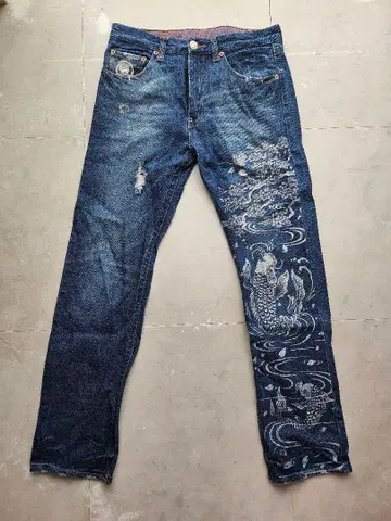 호텐 상점 M 잉어 페인트 데미지 데님