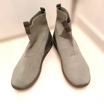 그레이 하이컷 니트 스니커즈