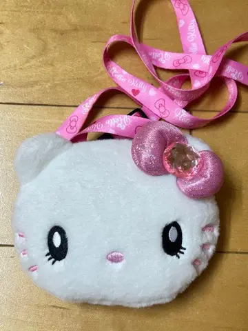헬로키티 플리스 파우치 ID 카드 포켓 부착