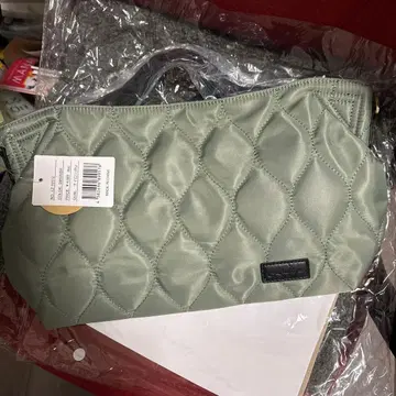 민트 그린 퀼팅 백