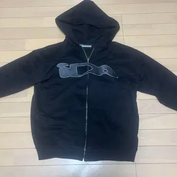 iDA 지퍼 후드티