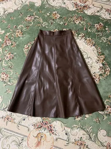 미사용 새상품 셰트와 인조 가죽 스커트