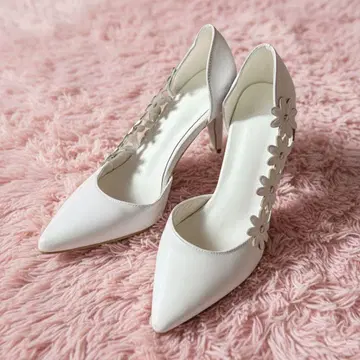 [ 단종 상품 ] GRL 사이드 오픈 플라워 펌프스 23cm