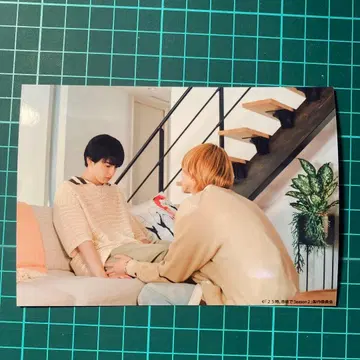 25시, 아카사카에서 콜라보 카페 브로마이드