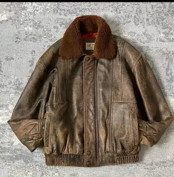 브라운 레더 봄버 자켓