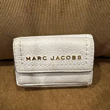 마크 제이콥스 3단 폴더형 지갑