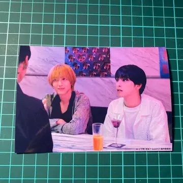 25시, 아카사카에서 콜라보 카페 브로마이드