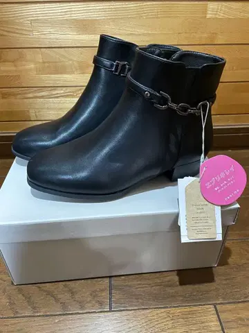 [ 미사용 새상품 ] 숏부츠 24cm