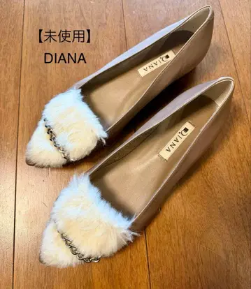 [ 미사용 ] DIANA 퍼 플랫 펌프스 모카