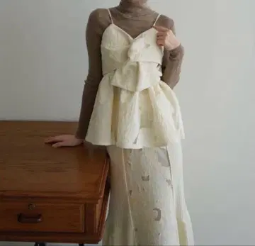 Acka 뷔스티에 스커트 셋업