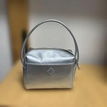 CREDRAN 클레도란 가죽 스퀘어 핸드백 실버 여성용