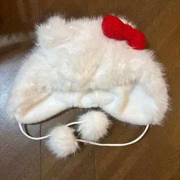 헬로키티 퍼 캡 USJ