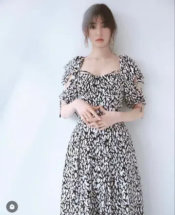 [새상품급] SNIDEL 슬리브 디자인 스퀘어넥 원피스