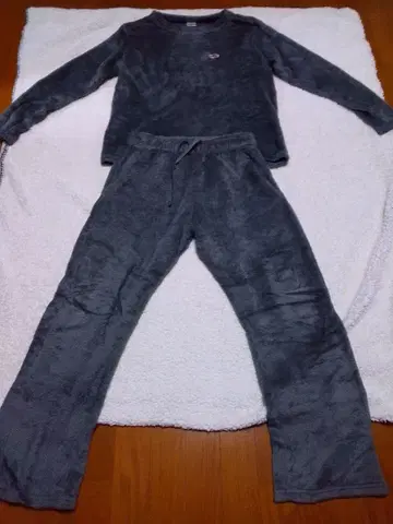 모스그린 플리스 룸웨어 세트