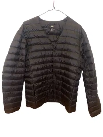 유니클로 울트라 라이트 다운 컴팩트 자켓 블랙 L