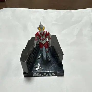 울트라 괴수 명감 [유성에서 온 형제] 가짜 울트라맨 개봉품 울트라맨