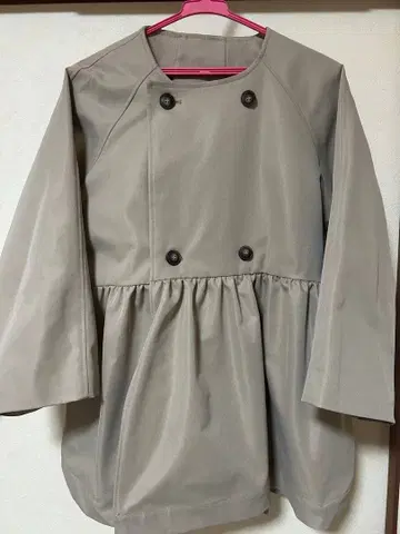 coca 숏 프릴 트렌치코트 L