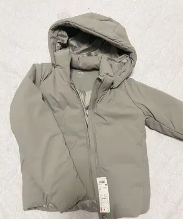 새상품! 그레이 다운 자켓 M 사이즈