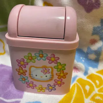 헬로키티 덮개 달린 쓰레기통 핑크
