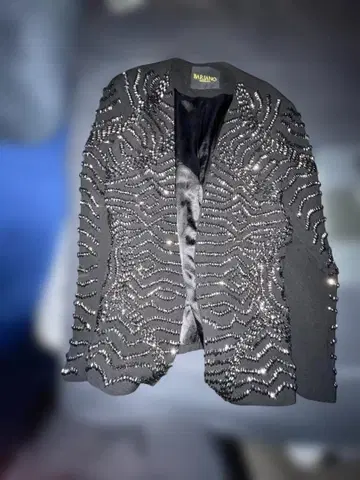 BARIANO 비즈 장식 블랙 자켓 바리아노