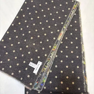 Paul Smith 도트 무늬 머플러