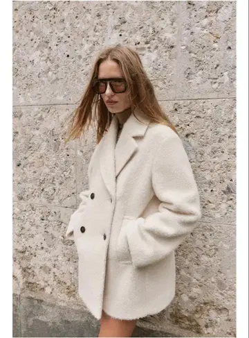 ZARA 부클레 더블 브레스트 미디 기장 코트