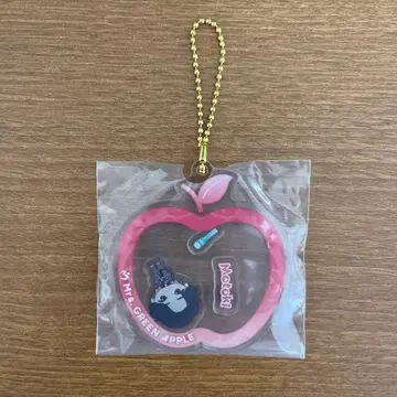 바스락 아크릴 참 오오모리 모토키 미세스 그린 애플