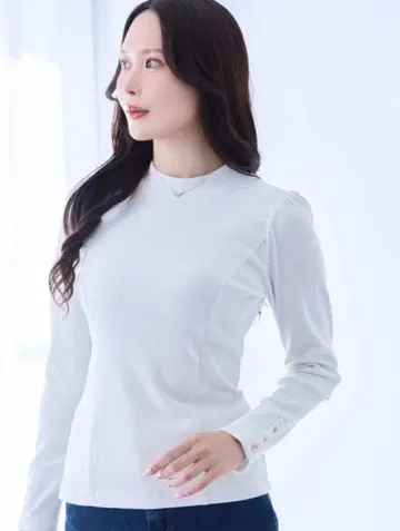 overE 미니 라메 골지 패널 티셔츠 화이트