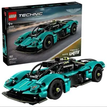 LEGO Technic Aston Martin Valkyrie 42028