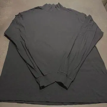 AURALEE 블랙 긴팔 터틀 사이즈 5