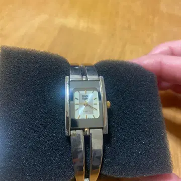 FIDELE 아날로그 손목시계 실버