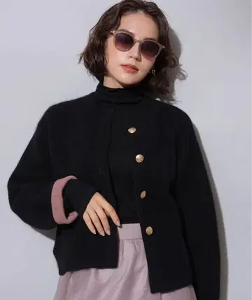 Arpege story 골드 버튼 FUR 니트 자켓 블랙