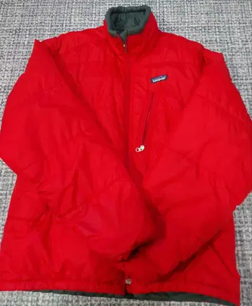 patagonia M 빨간색 퀼팅 다운 자켓