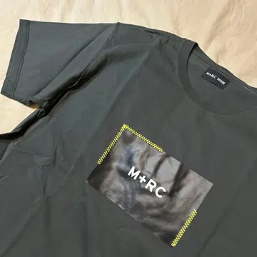 [ 새상품급 ] M+RC 다크 그레이 T셔츠