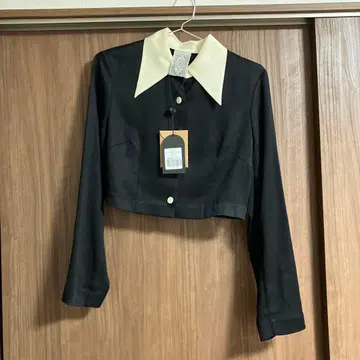 TNEWITES 크롭 셔츠 S 블랙 화이트