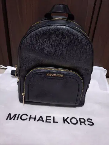 MICHAEL KORS 블랙 백팩
