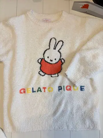 젤라또피케 미피 푸르 오버