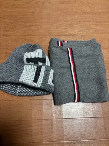 TOMMY HILFIGER 그레이 니트 모자 머플러 세트