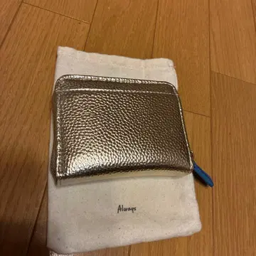 실버 접이식 지갑