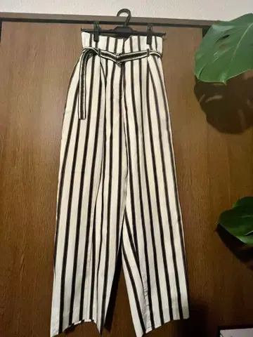 안두미 미호코 사이토 하이웨스트 팬츠