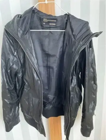 백 넘버 블랙 가죽 자켓 M 사이즈