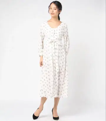 정가 7040엔 미사용 새상품 꽃무늬 도트 긴팔 원피스 M