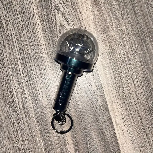 급처) 세븐틴 응원봉 키링 팔아요