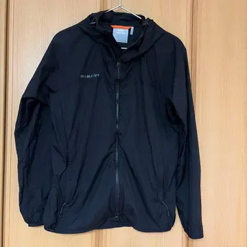 MAMMUT 마운틴 파카 S 블랙