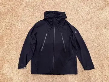 데상트 클레어 블랙 하드쉘 자켓 XO