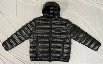 EMPORIO ARMANI 블랙 다운 자켓