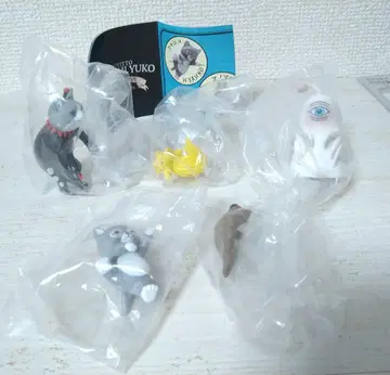 히구치 유코 가챠 캡슐 토이 5종