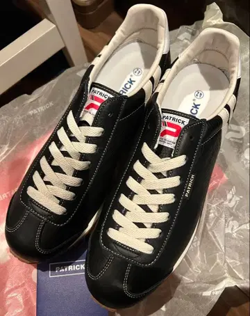 네고 불가 새상품 미사용 패트릭 스니커즈 네바다 II 42 사이즈