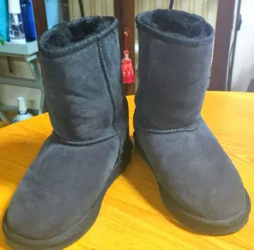 감사 세일 emu 어그 부츠 블랙 25cm 새상품급 중고