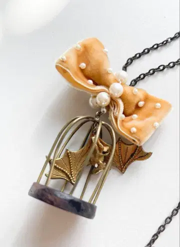 새장 목걸이 핸드메이드 놋쇠 박쥐 모티브 앤티크풍 하나뿐인 아이템